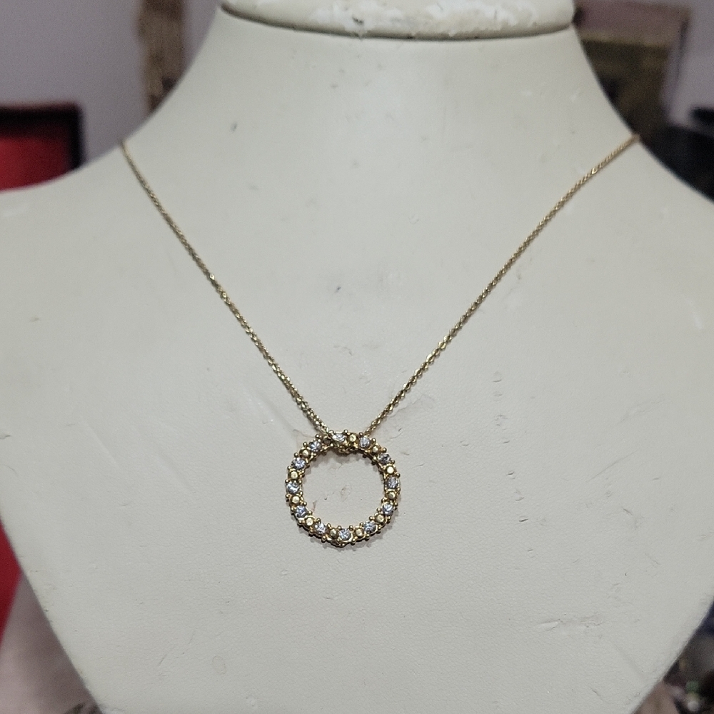 Elegant Gold & Rhinestone Circle Pendant Necklace 18"